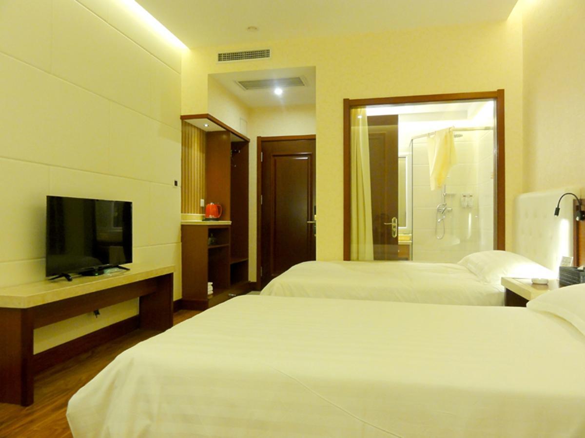 Hua Qi Kaiserdom Hotel Zhongshan Road St Michael'S Cathedral And Zhanqiao Pier Κινκντάο Εξωτερικό φωτογραφία