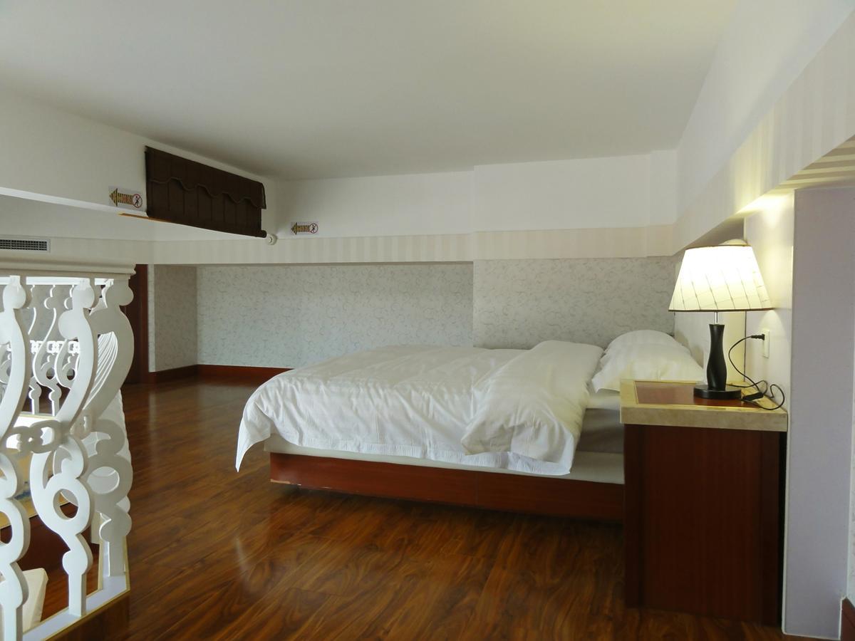 Hua Qi Kaiserdom Hotel Zhongshan Road St Michael'S Cathedral And Zhanqiao Pier Κινκντάο Εξωτερικό φωτογραφία