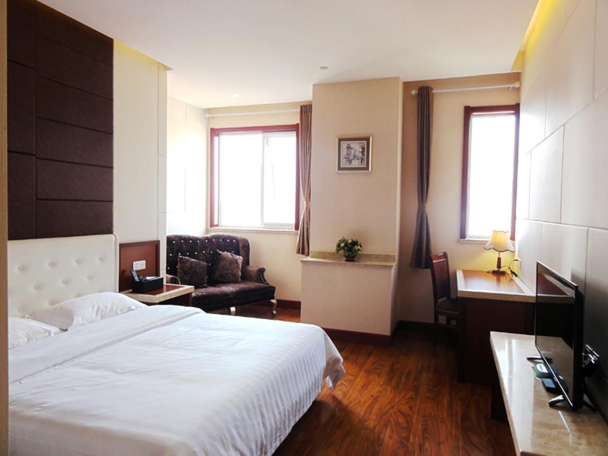 Hua Qi Kaiserdom Hotel Zhongshan Road St Michael'S Cathedral And Zhanqiao Pier Κινκντάο Εξωτερικό φωτογραφία
