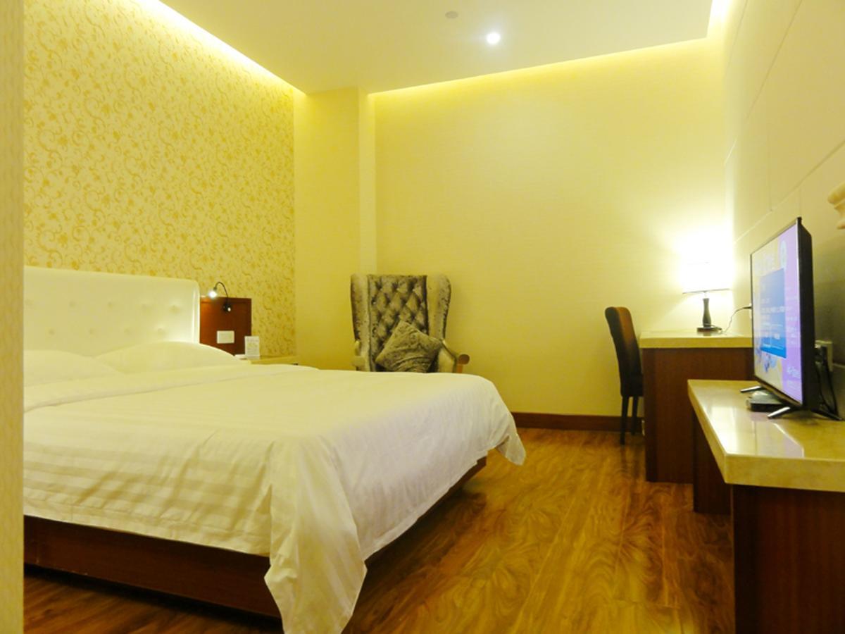 Hua Qi Kaiserdom Hotel Zhongshan Road St Michael'S Cathedral And Zhanqiao Pier Κινκντάο Εξωτερικό φωτογραφία