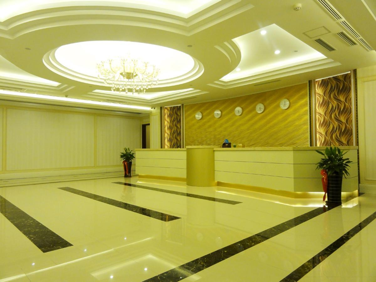Hua Qi Kaiserdom Hotel Zhongshan Road St Michael'S Cathedral And Zhanqiao Pier Κινκντάο Εξωτερικό φωτογραφία